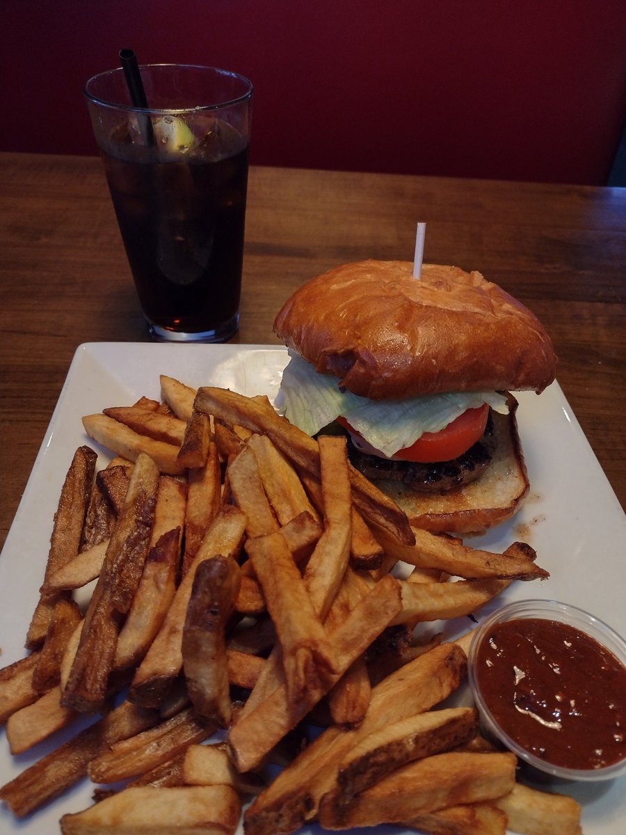 fan of KISS tweet media