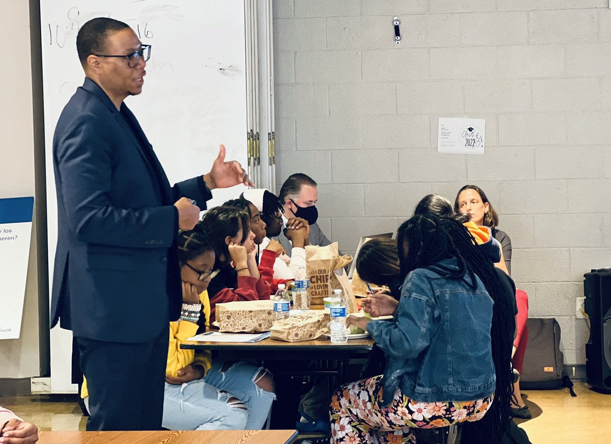 SLizDC's tweet photo. Such great feedback from our @SWWPenguins 🐧 today- engaging students around our next strategic plan has been nothing but #joy! @DCPSChancellor @dcpublicschools @DCPS_Community https://t.co/0ZIFmxQqxw