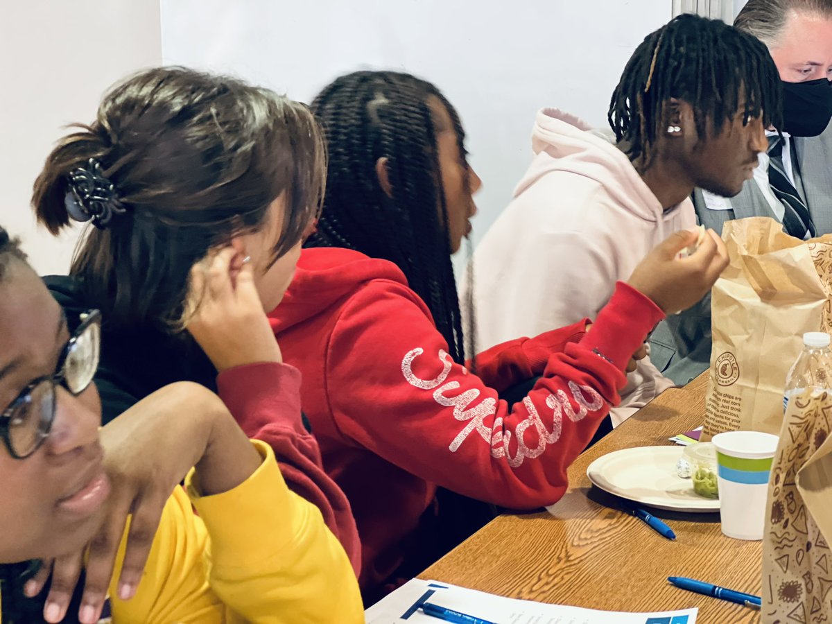 SLizDC's tweet photo. Such great feedback from our @SWWPenguins 🐧 today- engaging students around our next strategic plan has been nothing but #joy! @DCPSChancellor @dcpublicschools @DCPS_Community https://t.co/0ZIFmxQqxw