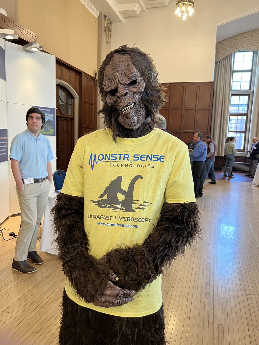 Santa Ono tweet media