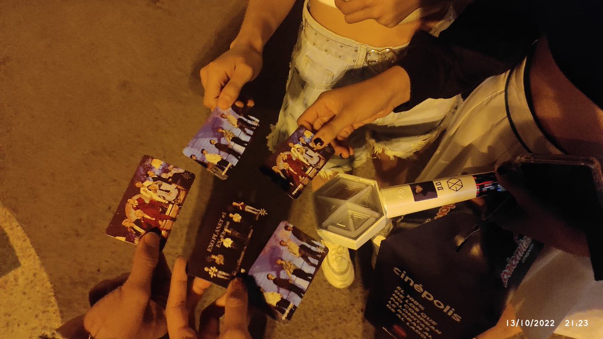 ChanLu1107's tweet photo. Beyond the space and time🤍
#EXplOration5inLatam
#EXplOration5inMexico

@SMTOWNGLOBAL @weareoneEXO @Cinepolis https://t.co/Oda2pEWJBO