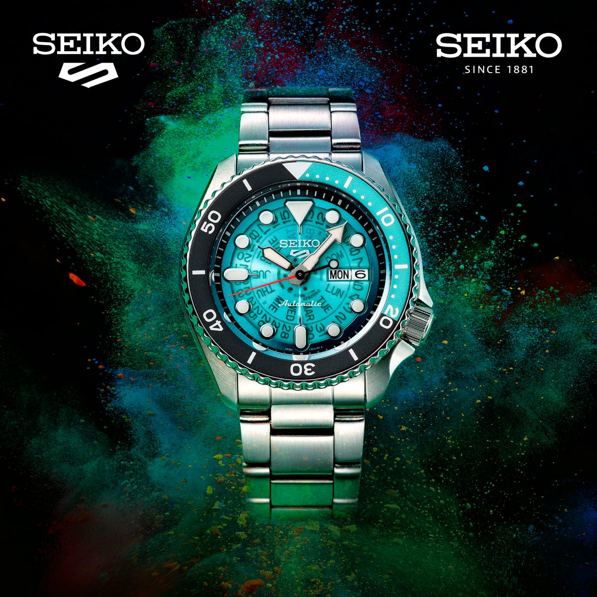 Seiko_Thailand's tweet photo. คอลเล็คชั่นใหม่ จาก New Seiko 5 Sports นาฬิกา “Skeleton Dial” เรือนเวลาที่ได้รับแรงบันดาลใจมาจากนาฬิกา 'Time Sonar’ ในยุค 70 ด้วยเอกลักษณ์พื้นหน้าปัดที่มาในเฉดสีฟ้าโปร่งแสง เผยรายละเอียดโครงจาน Day Plate 
#Seiko #SeikoThailand #5SPorts #SportsStyle #SkeletonDial https://t.co/VwjvXeKTrp