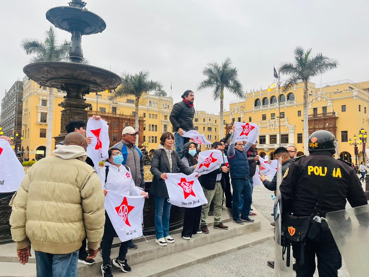 Renzo Ibáñez tweet media