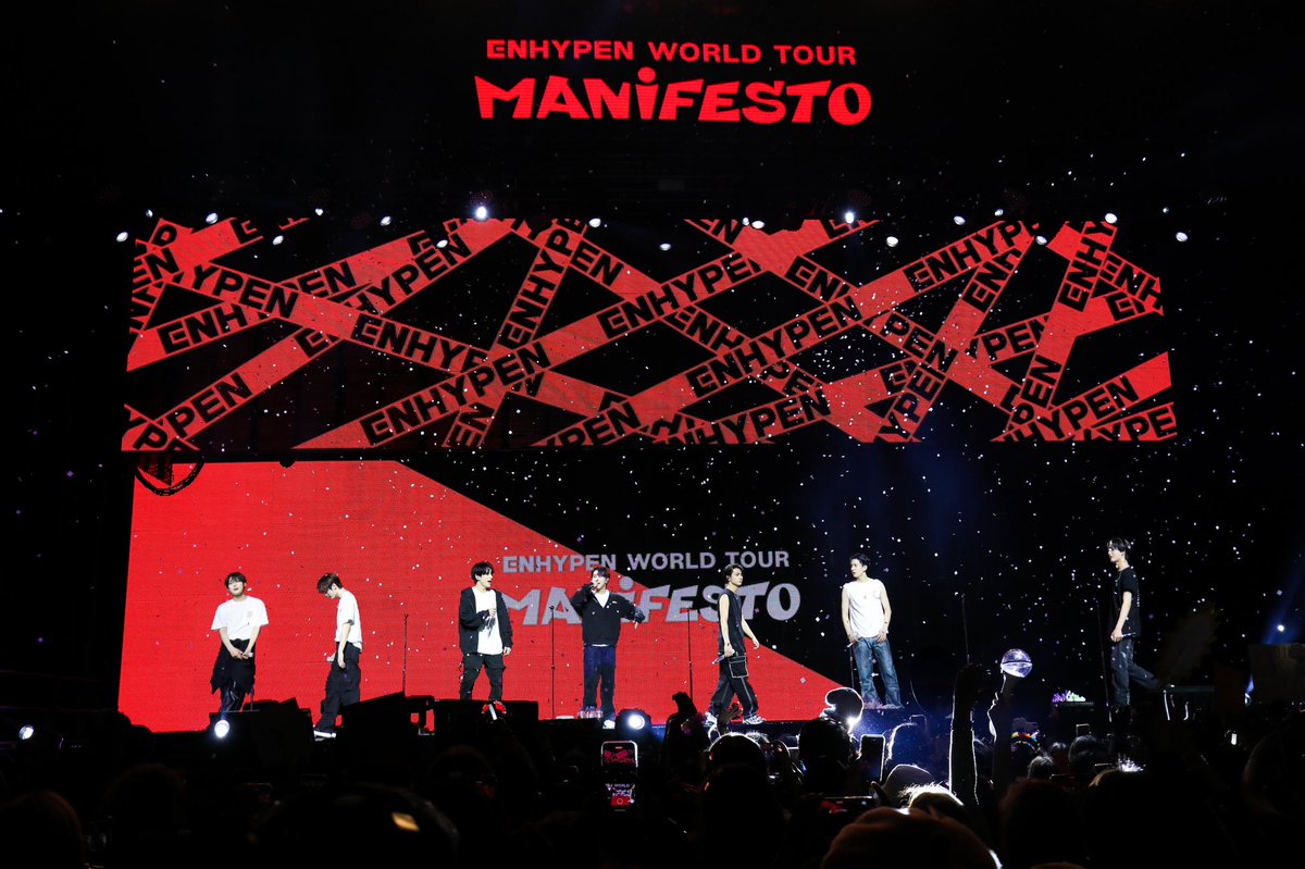 Heeseungo's tweet photo. Happiness poured into the excitement as the stage rocked Atlanta. Above the screams that fill the stage and the melodious song, butterflies tickle and are so touching. Thanks to ENGENE who always support us, we love you forever. https://t.co/OQzV16ews6