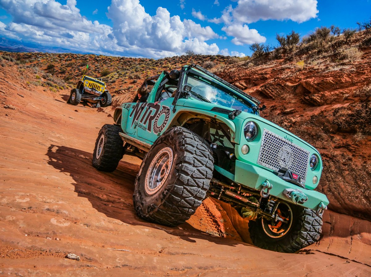 jeevesdrones's tweet photo. Create a new story. With FPV drone video, you can explore the world in a brand new way. 

Special thanks to Wade our amazing FPV pilot and Trail Hero for letting us FLY the event.
https://t.co/VMQGjTaCsP

#utahdrone #offroading #offroadinglife #offloading #offroadingvideos https://t.co/Vvm1u40JCL