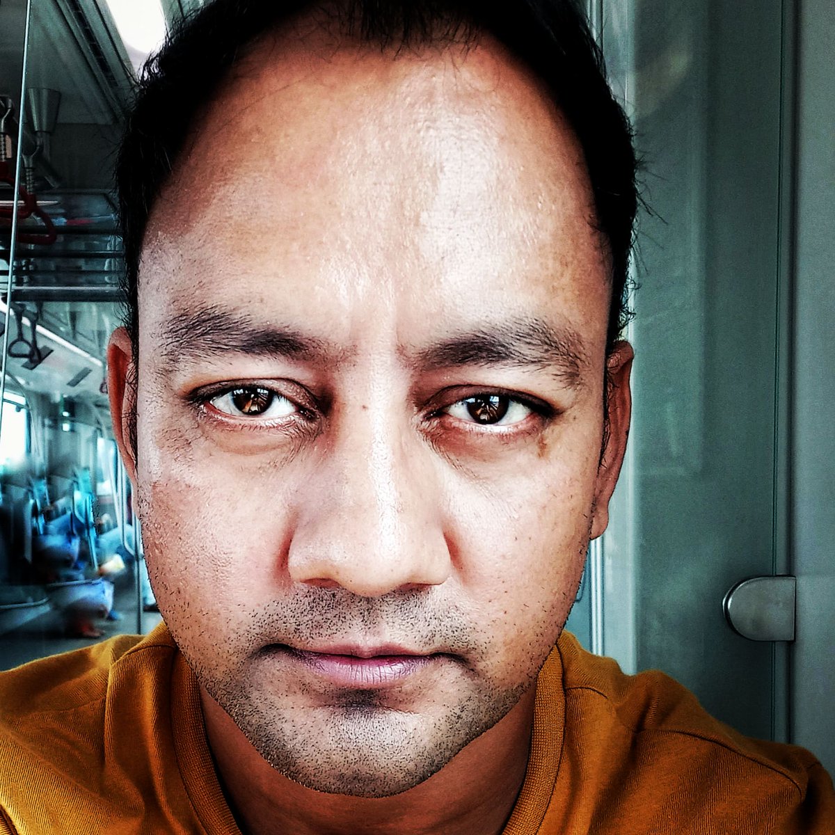 AakashSnegi's tweet photo. Let's chat Eye to Eye😍

#actorslife #LetsTalk https://t.co/GpjzGcUpNn