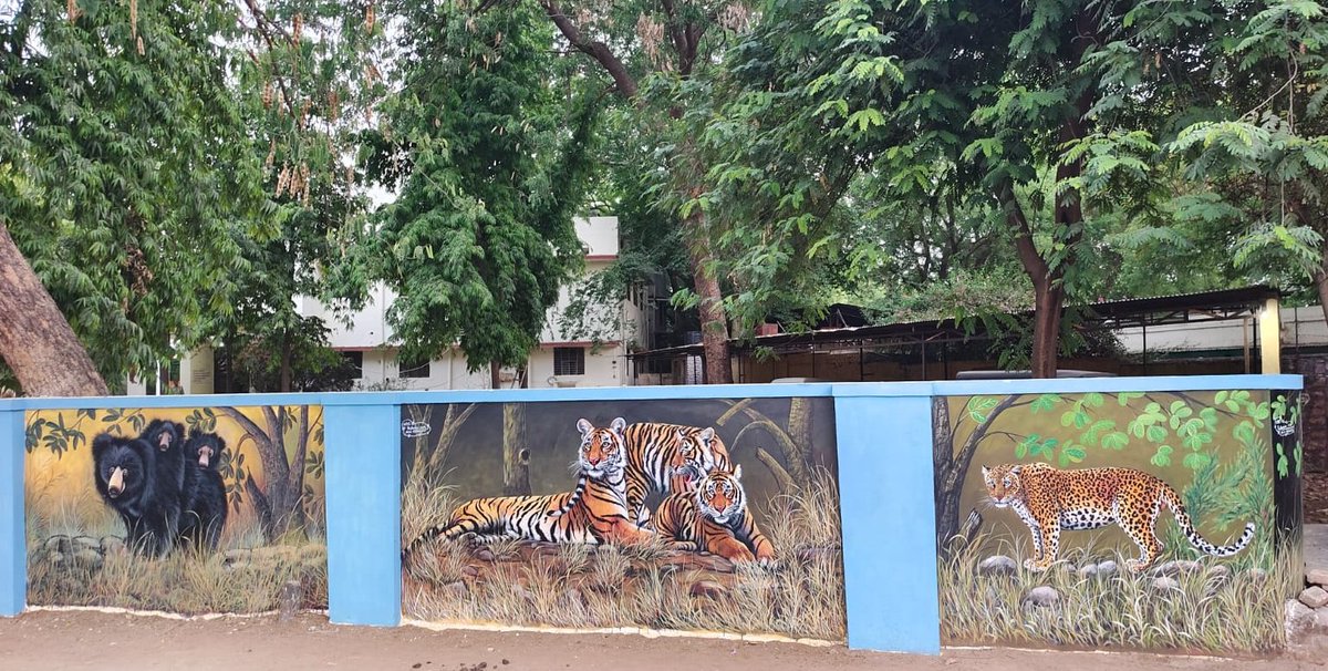 harimmeena's tweet photo. Wall painting at Office of the Deputy Conservator of Forest &amp; Dy. Field Director, Ranthambhore Tiger Reserve, Sawai Madhopur https://t.co/0Zyqf9cwHq