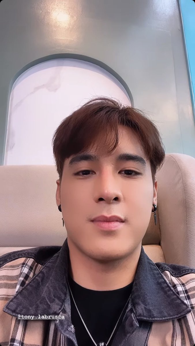 labruscaarchive's tweet image. JC AND TONY HANGING OUT OMG?????? 🥺💖😭 #xavmi #XavmiSavedMe #HelloStrangerTheSeries