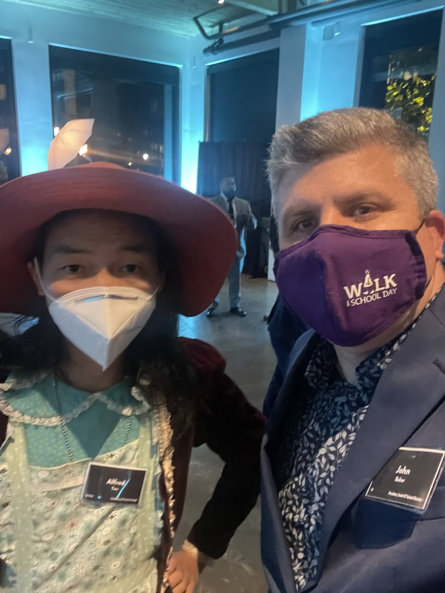 jcb10's tweet photo. Got a lot of #YimbyProm pix with the younger and/or cooler contingent as well! https://t.co/3unzABkVSd