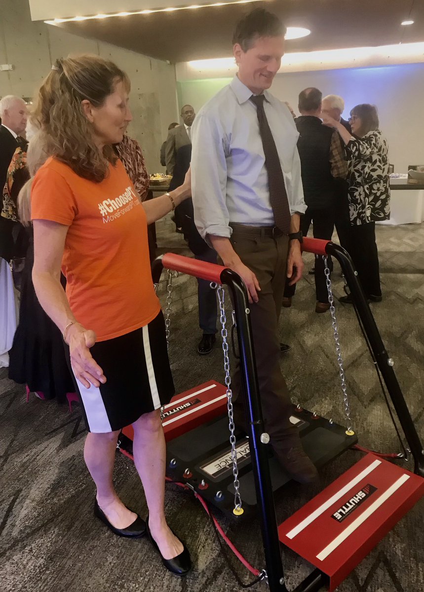 chowardpt's tweet photo. Raising awareness and raising money for @LaneTitans PTA student scholarships with the Shuttle challenge. Happy PT Month! #ChoosePT #physicaltherapy. https://t.co/LaSPZ2qRQU