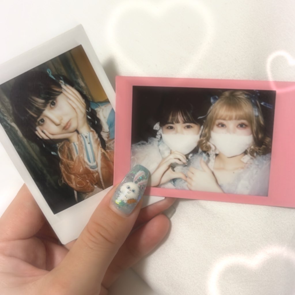 MAU__FAB's tweet photo. zepp名古屋
after lightの衣装で登場したときフワフワ天使ちゃんが目の前にいて絶句した😭🤍
サインボール戦慄が狙い投げしてくれた(言い聞かせてる)けど、上手くキャッチでず、アタックして目の前でコロコロさよなら👋(TT)
チェキは初め頓知気も👍してて、あって気づいて🫶🏻してた🥲💚ｶﾜｲｽｷﾞ https://t.co/DoYuhDzRvV