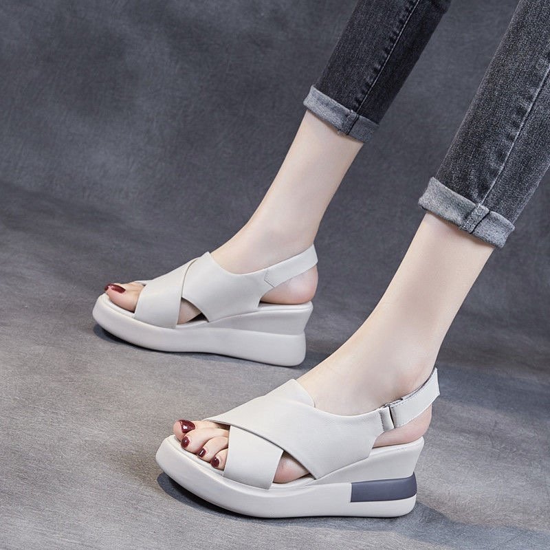 urshopeebff's tweet photo. 👠KOREAN WEDGES CANTIK + AFFORDABLE👠
Yg lagi cari sepatu sandal baru, yuk merapat!! Heol, sandal wedges ini elegan bgt! Solenya tinggi jadi cocok buat nonton konser! Yuk , checkout👇
https://t.co/PJXHTKlW8d

🙏 YOONMIN Jiminie I LOVE YOU BRImo Favorite Group or Duo Prime Video https://t.co/44RFaoYbWe