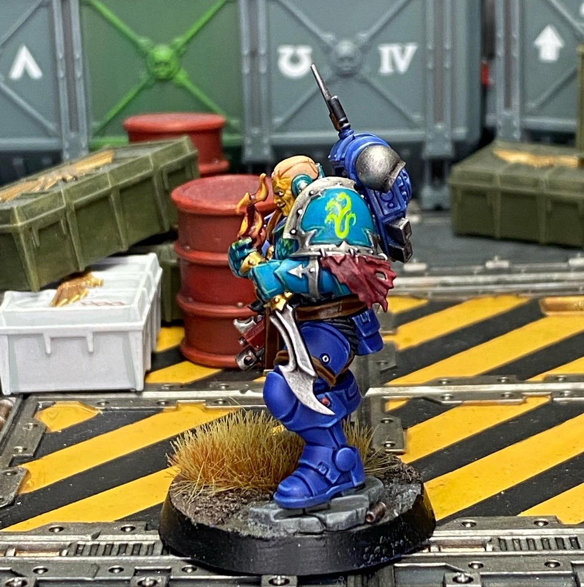 AlexFpaints's tweet photo. What happens with my infiltrator? Something strange. His armorcolor changed! 

Did I paint for years #ultramarines or #alphalegion? @WarComTeam I am confused…

#warhammer40k #WarhammerCommunity #miniaturepainting #40k https://t.co/lboKcXUmnF