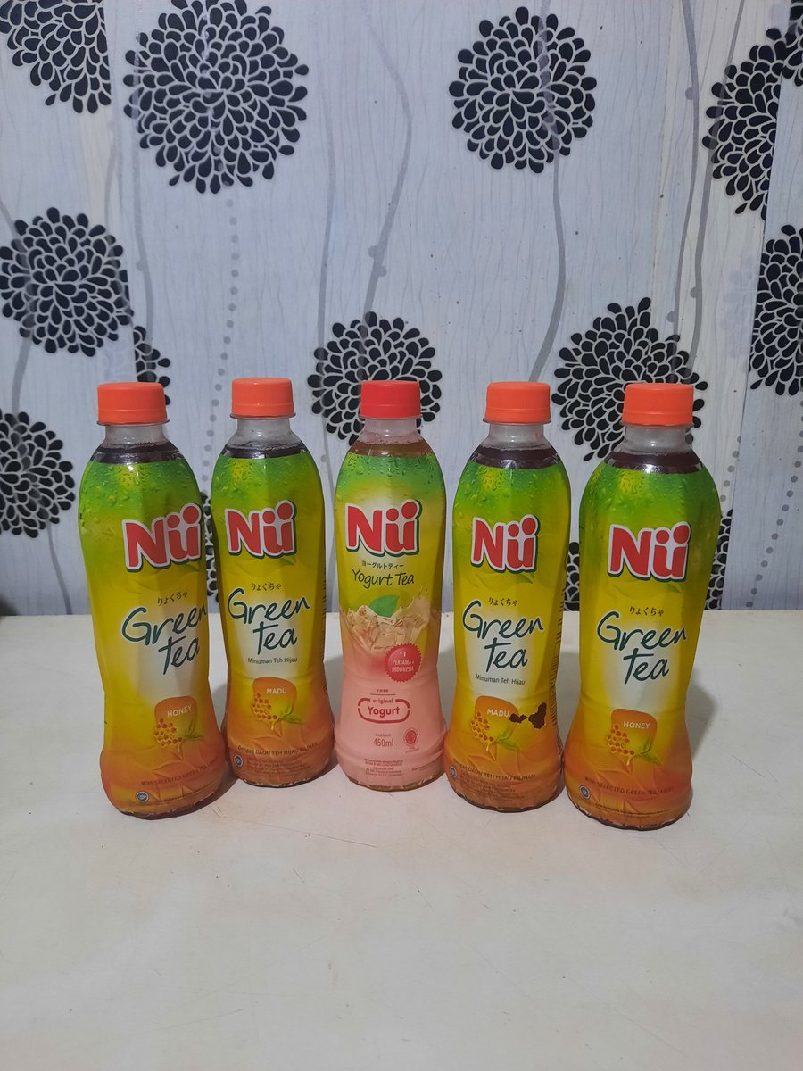 mirfaaulia's tweet photo. @nugreentea DONE Yeaaah hai hello 안녕 makasih bgt buat @nugreentea kesempatan Giveaway Tiket NCT 127 2ND TOUR 'Neo City : Jakarta - The Link' mudah²an kebagian tiket konser para bujang 엔시티 127 @NCTsmtown_127. guys legooo @yayas_fajaroh @Rahmah979 @chsnulk 
#NUbarNCT127 #NUTEA #FixEnak https://t.co/ZRlEyZBB0I