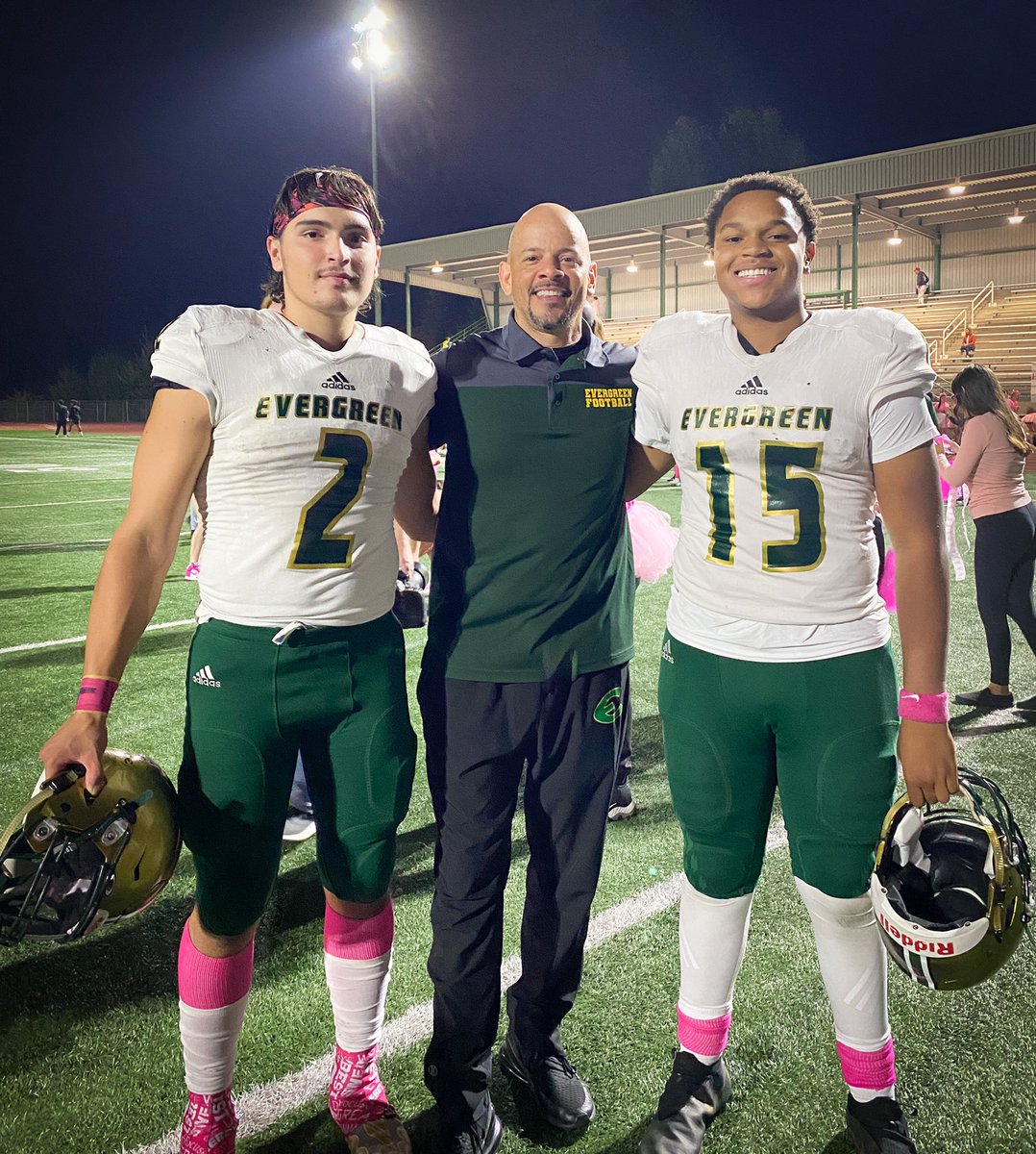 Fun night for the E! Great night for the Q’s. Proud of both Khalil and Jayden! Double Edge Sword! #3TugsAPiece 🎯