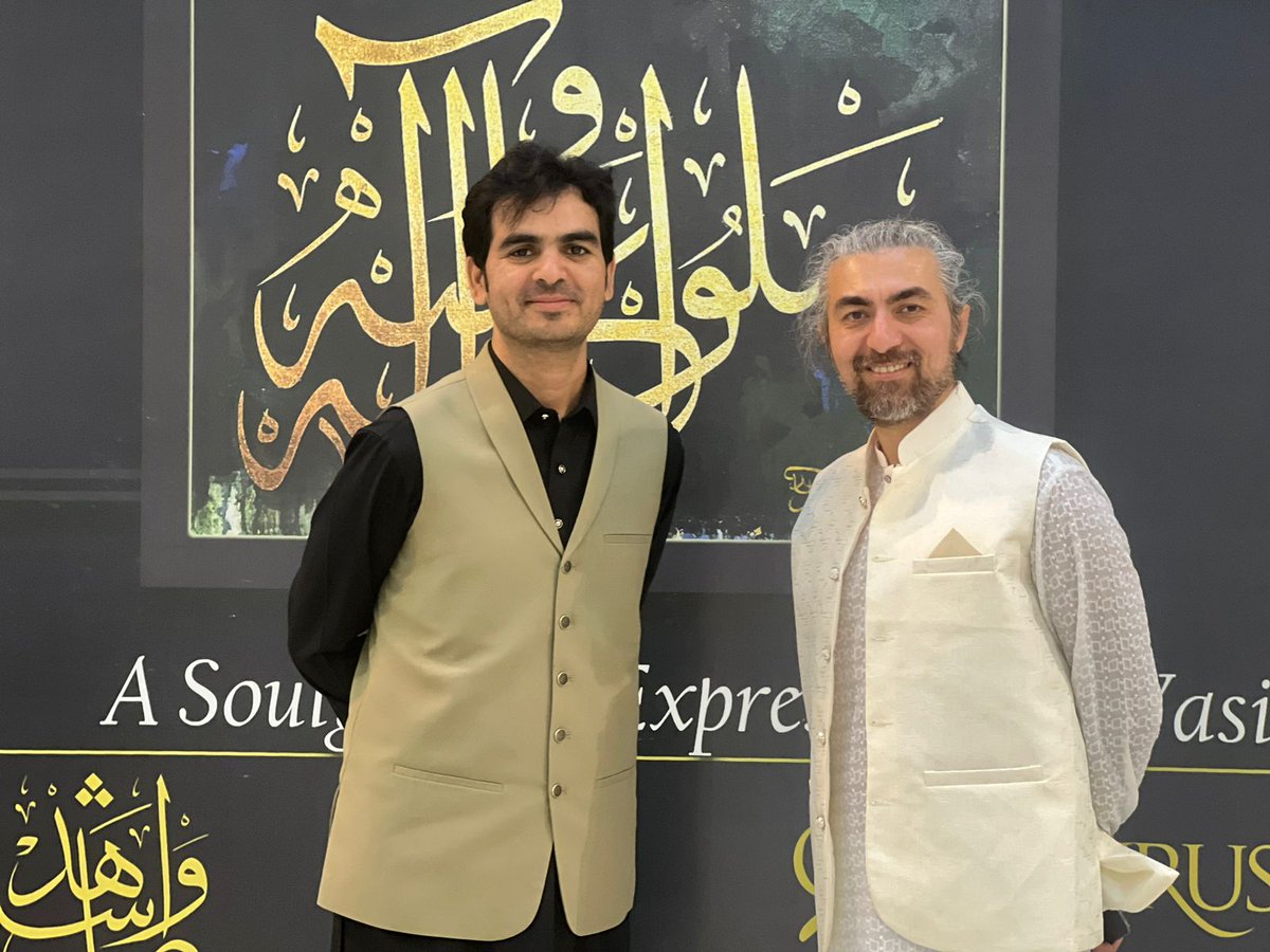 WasilShahidart's tweet photo. Thanks Dear brother @Atiftauqeerdwc1 to Visit Calligraphy Exhibition #صلواعلیہ_وآلہ
at Centraus Mall Islamabad From October 07th to 09th, 2022. https://t.co/Q6wNFqWf0g