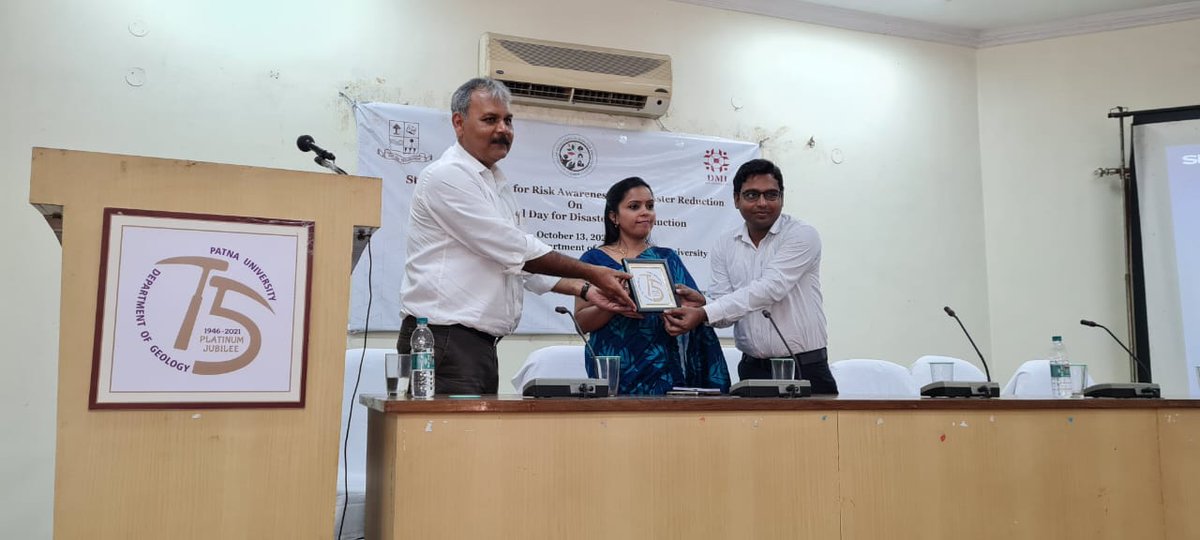 AmritaDhiman's tweet photo. Unfiltered, unbiased enthusiastic participation of the students meaningfully justified the students conclave for Risk Awareness and Disaster Reduction on the International Day for Disaster Risk Reduction, Oct 13, 2022... https://t.co/LaQoHK1s31