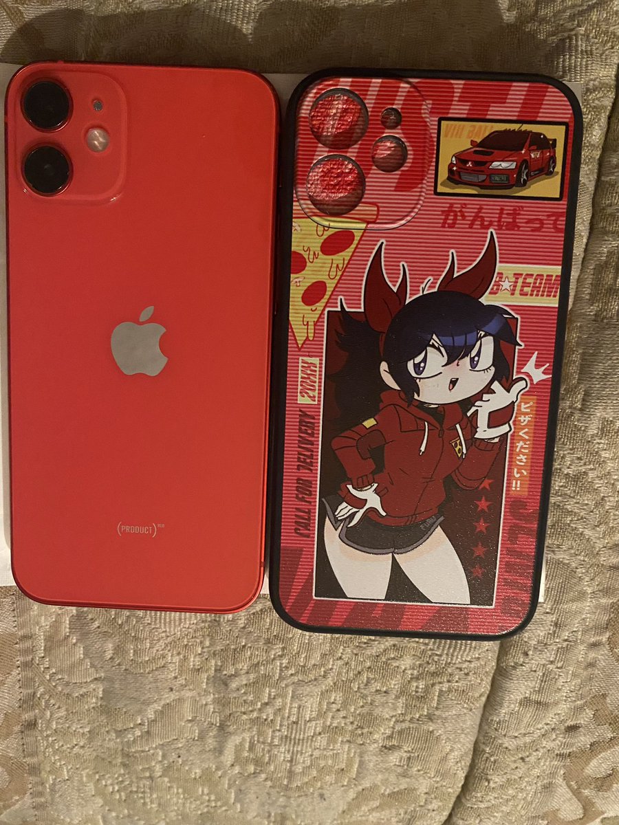 minishcaplink's tweet photo. I could of gotten a better, if not the latest iPhone @mattyburrito, but settled on a more fitting RED 12 Mini to represent #BTeam 🚗 No more fighting for 📲💴🍕 https://t.co/3h4gSSQjs1