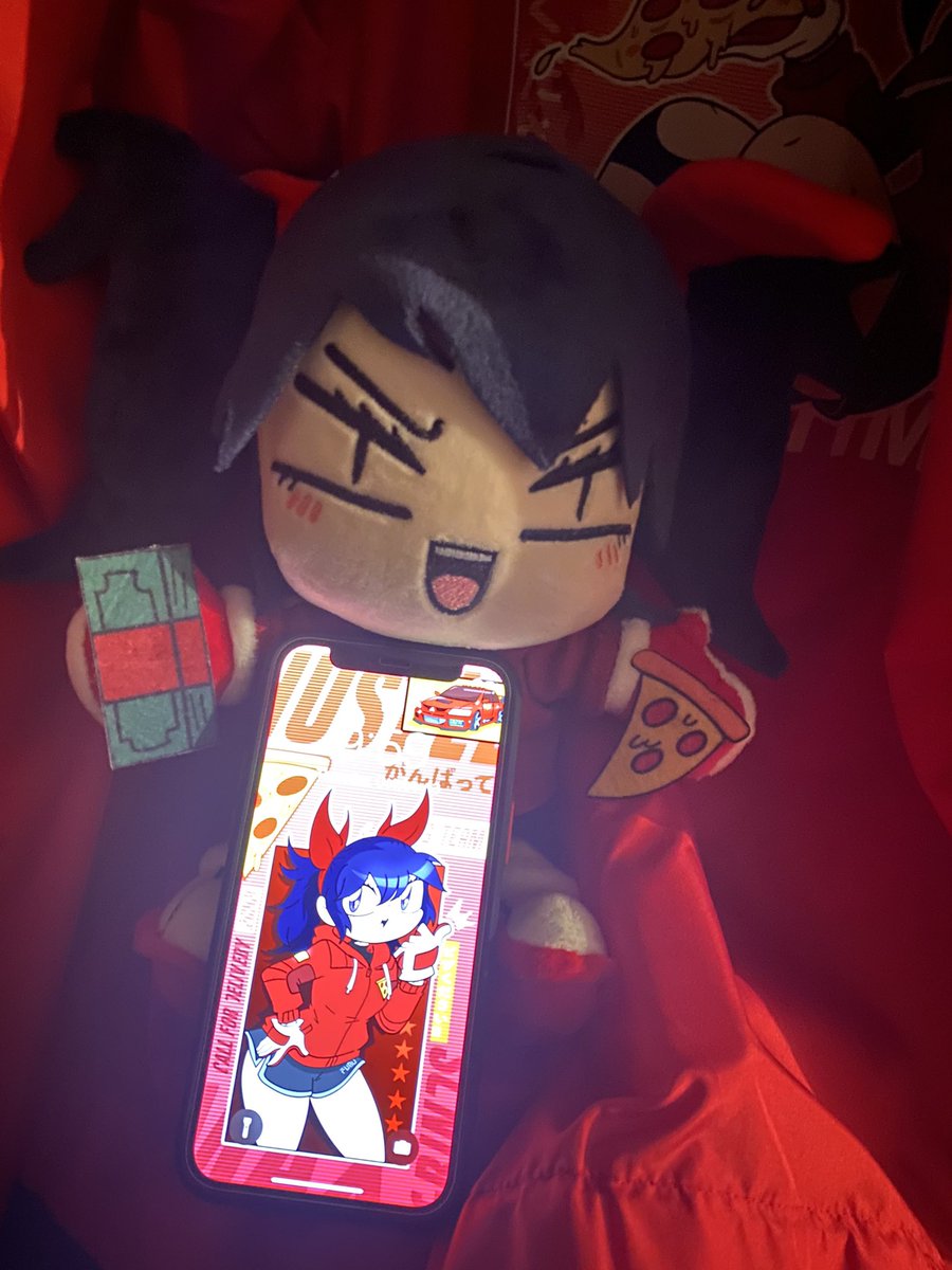 minishcaplink's tweet photo. I could of gotten a better, if not the latest iPhone @mattyburrito, but settled on a more fitting RED 12 Mini to represent #BTeam 🚗 No more fighting for 📲💴🍕 https://t.co/3h4gSSQjs1