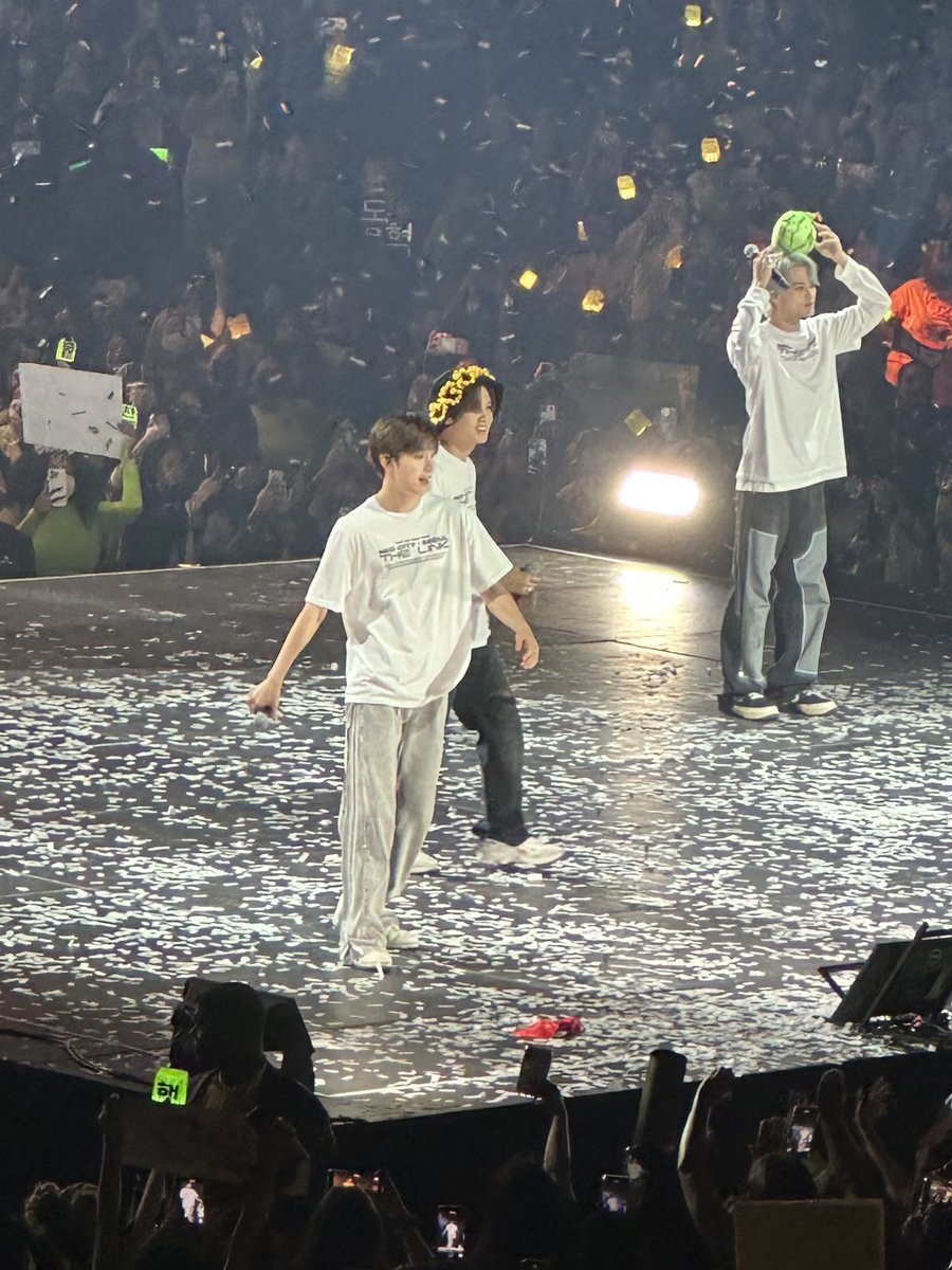 365beomjun's tweet photo. feeling completely normal about this https://t.co/pZ8ogeLvuI