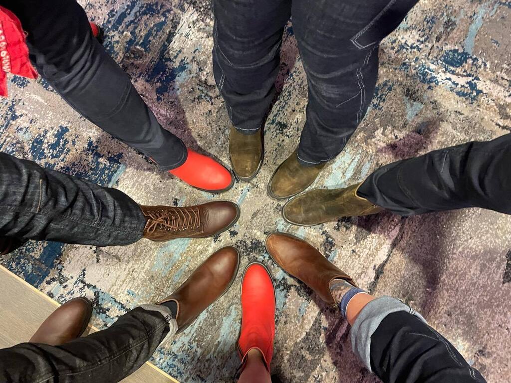 JunoJonesShoes's tweet photo. Fashion show ready at @empoweringwomeninindustry 2022 in New Orleans! #empoweringwomen2022 #womeninengineering #womenintrades #womeninconstruction #hazardgirls #steeltoes #fashionshow #badassladies #junojones https://t.co/Va7TJoyUFK https://t.co/aSDywHIjJj