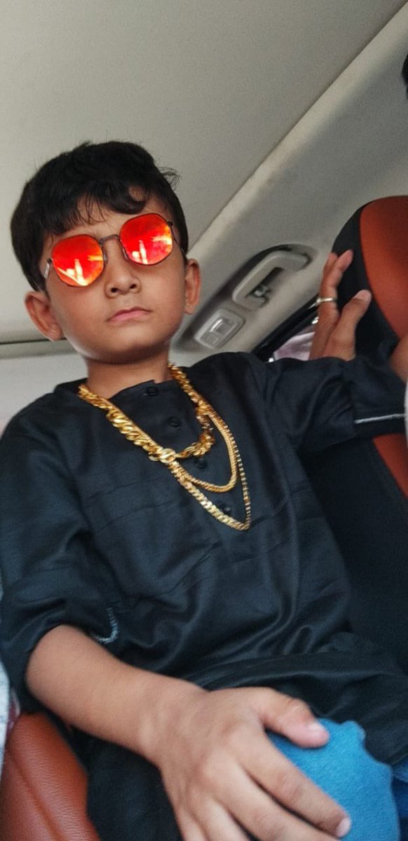 dollar026's tweet photo. @ArshadWarsi chota circuit https://t.co/3dFFAXoRc5