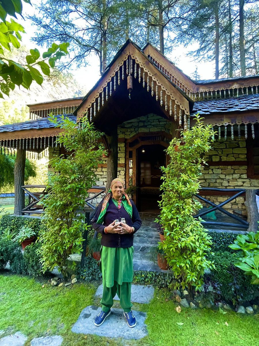 kailashathv's tweet photo. Timelapse❤️ #thehimalayanvillage #parvativalley #kasol #himachal #himachali #beauty #organicgarden #mudplastering #cottages #ecofriendly #petfriendlyhotel #riverside #valleyofflowers #manikaransahib #hotspringmanikaran #himachalvillages  9805072712 https://t.co/dU5r5YyVni https://t.co/SerZDVyfqM