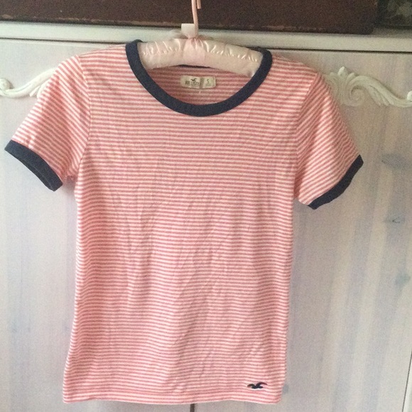 AliceHawkswort2's tweet photo. So good I had to share! Check out all the items I'm loving on @Poshmarkapp #poshmark #fashion #style #shopmycloset #hollister #knoxrose: https://t.co/ZYq9endjpl https://t.co/S2NKXK2wJB