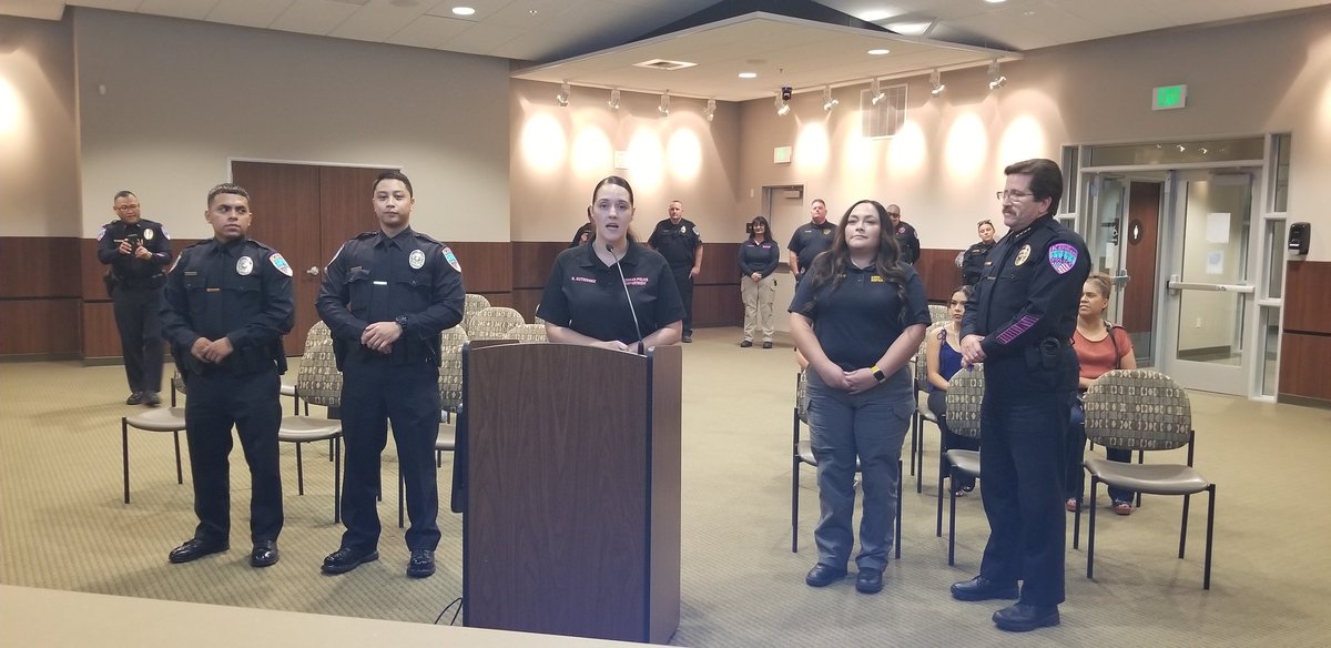 kn4kman's tweet photo. #Kerman City Council welcomes two new Officers and a new Records Clerk to the Police Department. Chief Golden introduced Officer Gempis, Officer Vasquez, and Clerk Velez at last evening's Council meeting. Thank you for coming to Kerman! #KermanCa #CommunityComesFirst https://t.co/CvneJRStEX