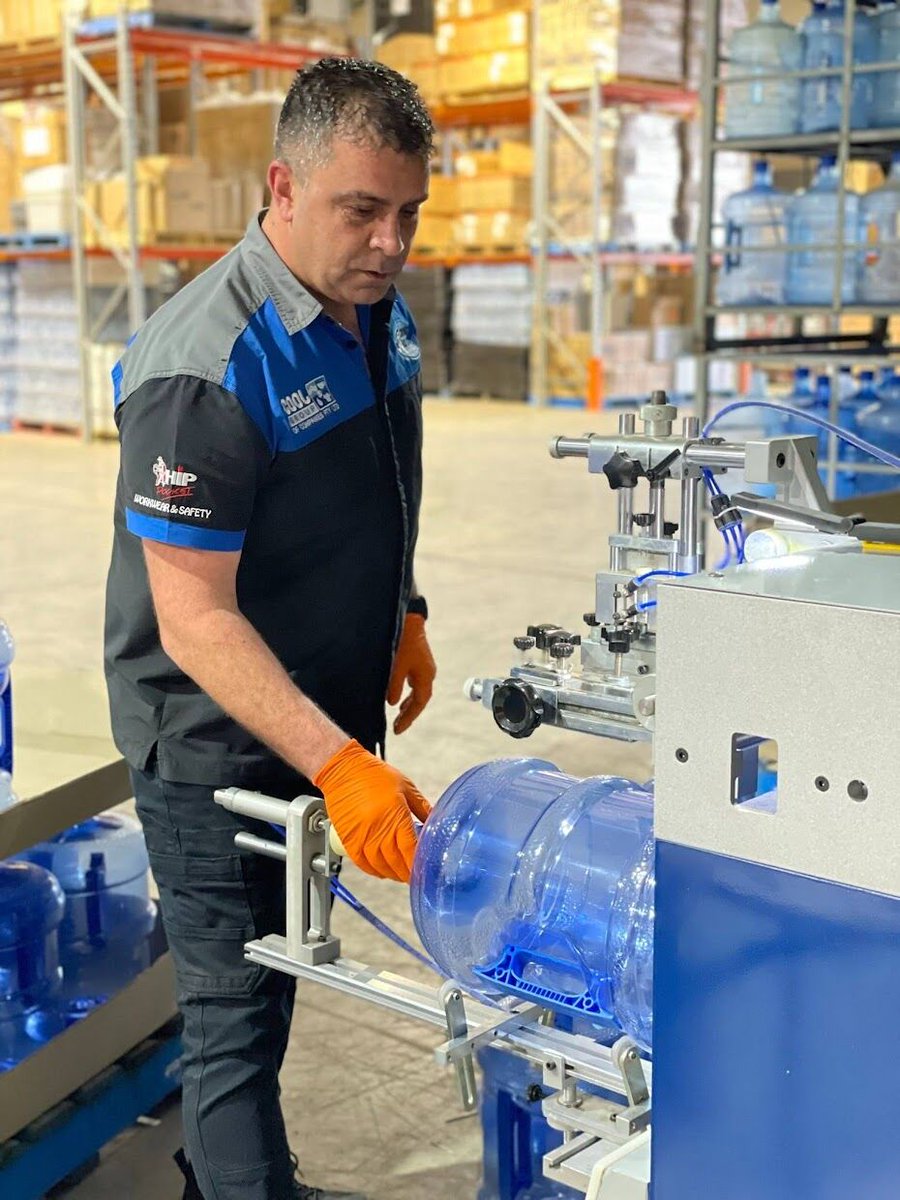 coolaquasprings's tweet image. Just loving our new screen printer that applies our label on our PET returnable bottles! Proud to be expanding as a local manufacturer in Gippsland! :D 

Check out more 
photos.app.goo.gl/EvHZq9d5oY1fDG…

coolaquasprings.com.au
#ReturnableBottles #SpringWaterDelivery #CoolAquaSprings