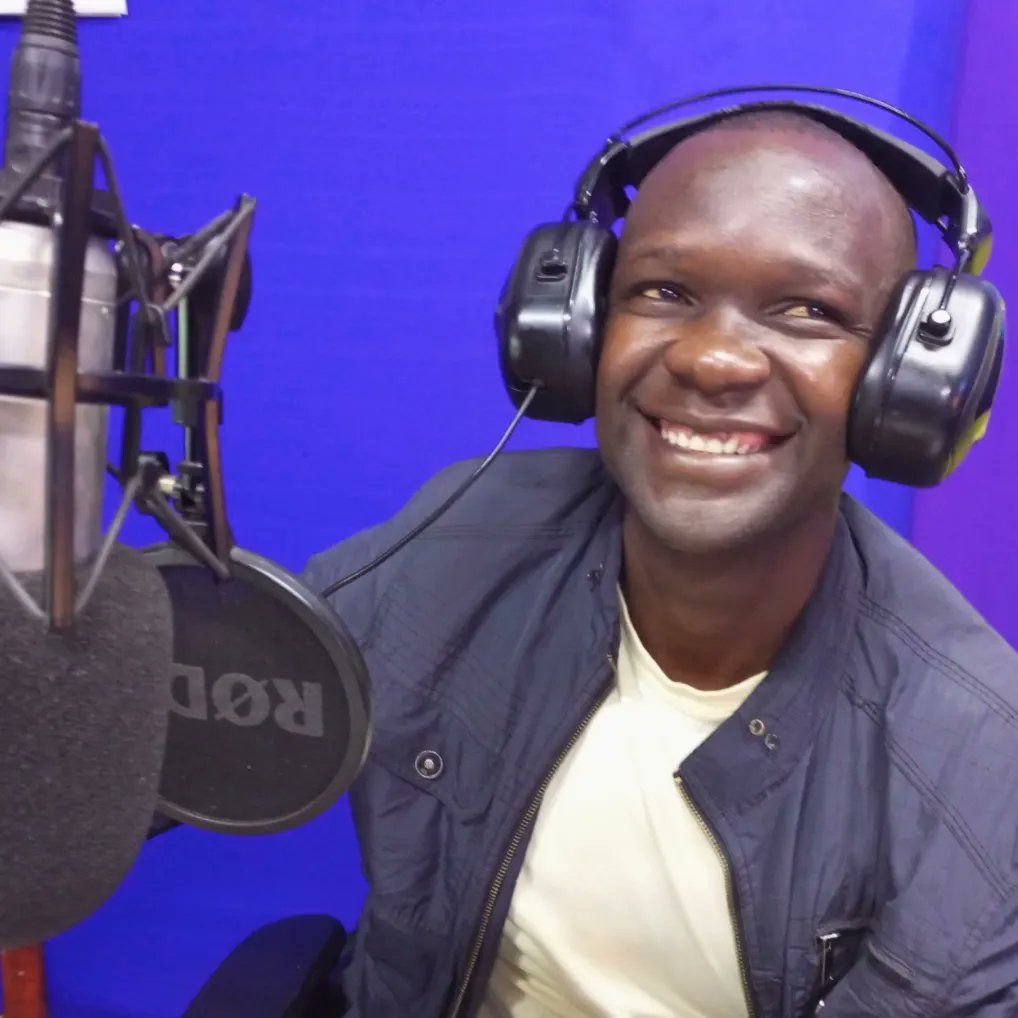 RadioPacisGulu's tweet photo. NEWSROOM ROUND TABLE 8-9AM
Join our journalists @OjokMone-Host and discussants #UnclePeter with #UmaLucuy in discussing presidential directive to remove all roadblocks across the country.
SMS/WhatsApp: 0784275772
βοΈ0776342998/0754318744
#RadioPacisAt10
#PeaceOfChristForAll https://t.co/UJeLqZvLHc