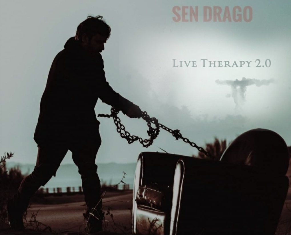 SenDrago's tweet photo. Després del virus apocalíptic....torno !!! #livetherapy #rock #grunge #loop #loopstation #looper https://t.co/sD3apFQLNC