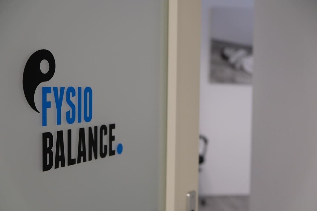 Fysiobalance's tweet photo. Vandaag vrijdag 14-10 is door cursussen niemand aanwezig. 

Wilt u een afspraak maken? U kunt zelf inplannen via https://t.co/XCO7HzHHfm

Met vriendelijke groet

Het team van Fysio Balance

  #fysio #liveabalancedlife #fysiotherapie #fysiobalance #mulli… https://t.co/a9bx62n0oL https://t.co/gEVWyW0EYi
