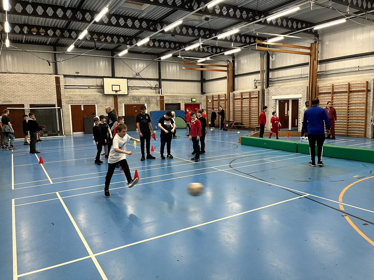 pe_stchris's tweet photo. Numbers growing in our Football Academy. So proud of our new and existing @SportsLeaders for planning and delivering the session. https://t.co/tMp9EBgvte