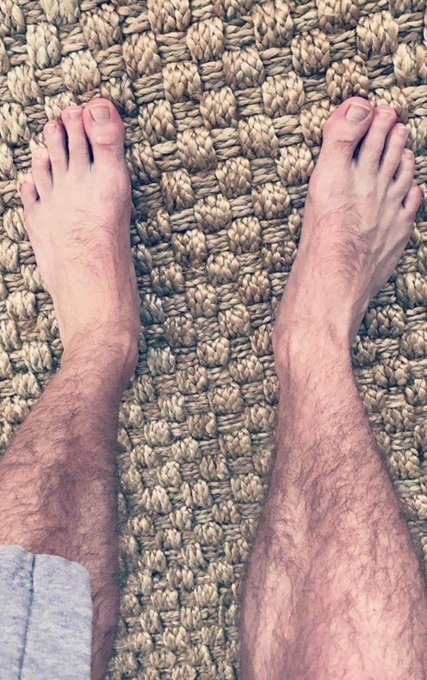Celebrity feet I want the most right now... hes a tease always showing them off. #CharliePuth https://t<a href="/tag/charlieputh"class="tags"><span>#charlieputh</span></a>