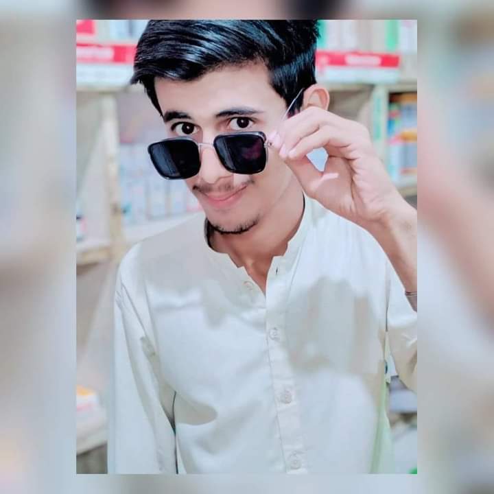 *اُس شخص کے بعد مجھے کوئی اچھا نہیں لگا ✨*