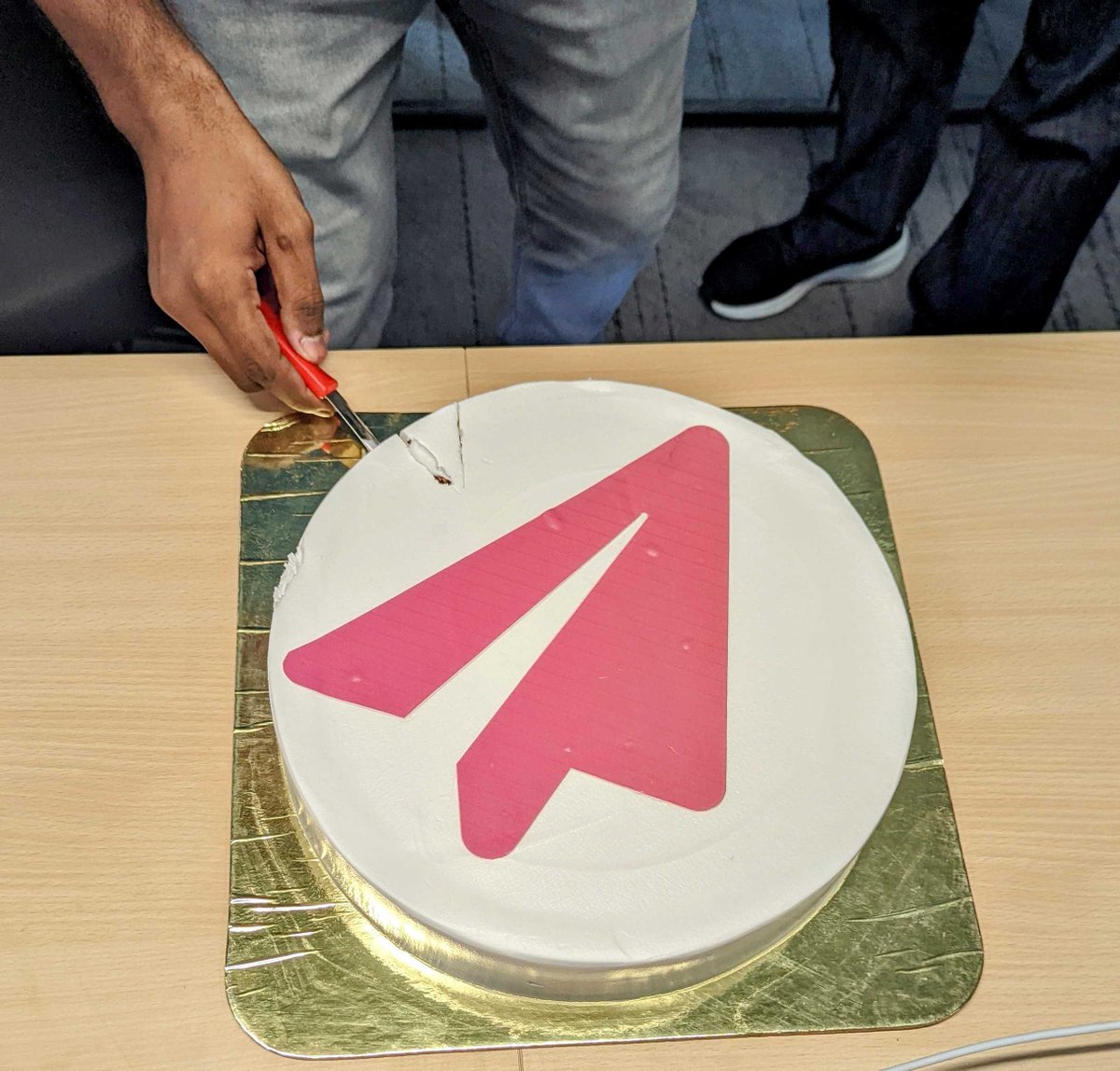 lax_outplay's tweet image. This is where the magic happens! 🪄

We recently inaugurated Outplay's new Chennai office with ribbon-cutting and cake. This beautiful space is the perfect setting for our team to keep Outplaying and reinventing sales.🔥

Here's to new beginnings! 🥂

#sales #newbeginnings #SaaS