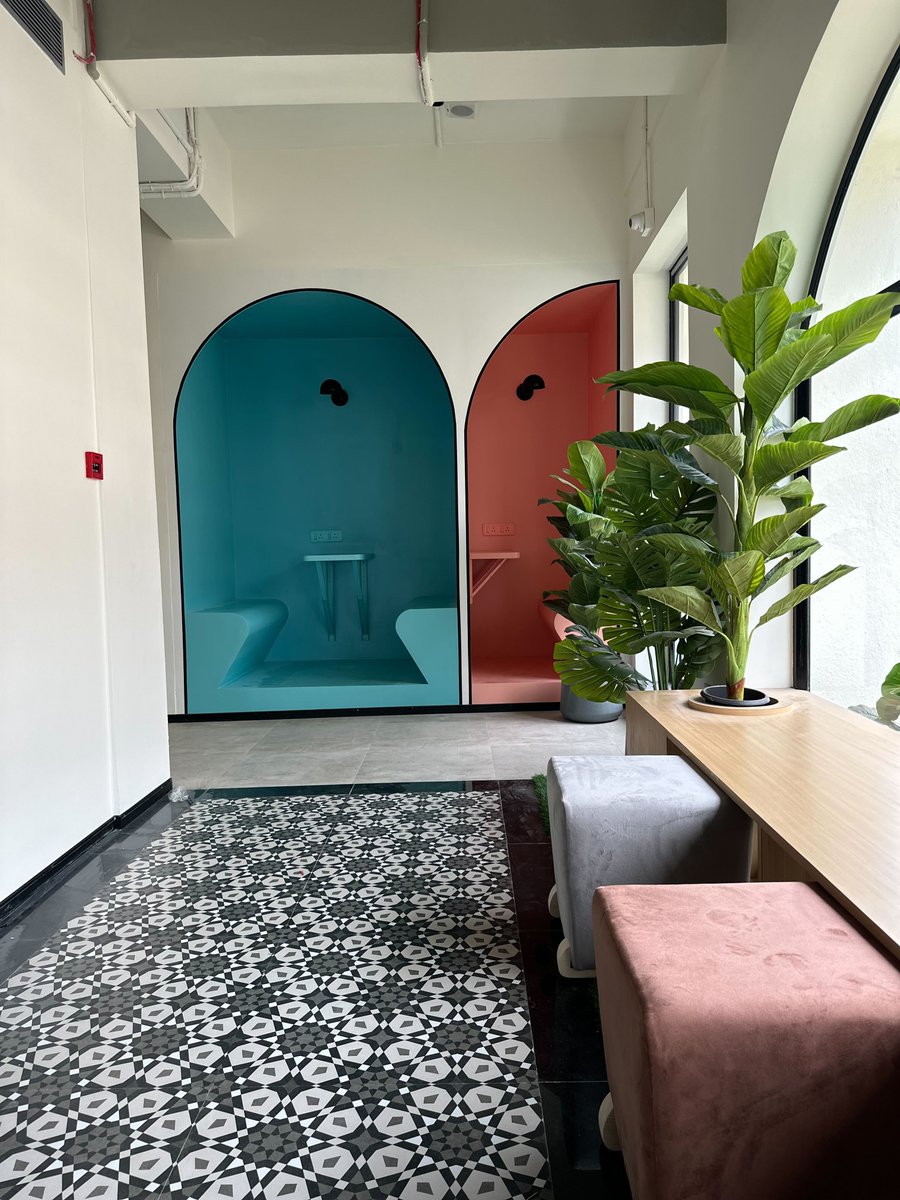 lax_outplay's tweet image. This is where the magic happens! 🪄

We recently inaugurated Outplay's new Chennai office with ribbon-cutting and cake. This beautiful space is the perfect setting for our team to keep Outplaying and reinventing sales.🔥

Here's to new beginnings! 🥂

#sales #newbeginnings #SaaS