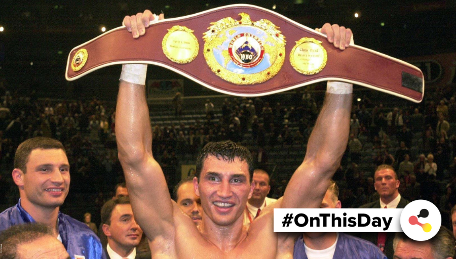 en_germany's tweet photo. #OnThisDay in #Germany: In 2000, Ukrainian boxer Wladimir @Klitschko wins his boxing match against Chris Byrd in the Köln arena by a points victory.
🥊 🏆 Thus, he becomes #WorldBoxingOrganization (WBO) heavyweight champion.
#OTD #GermanHistory https://t.co/vry0Lu2OzP