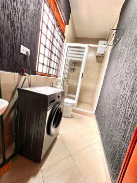AkramMayumba's tweet photo. In.         Bukoto- Kampala City 

A fully furnished apartment for rent 
Rent price: $800!
+256 756411332

#AkramPropertiesUG https://t.co/jcNKBqvBAs