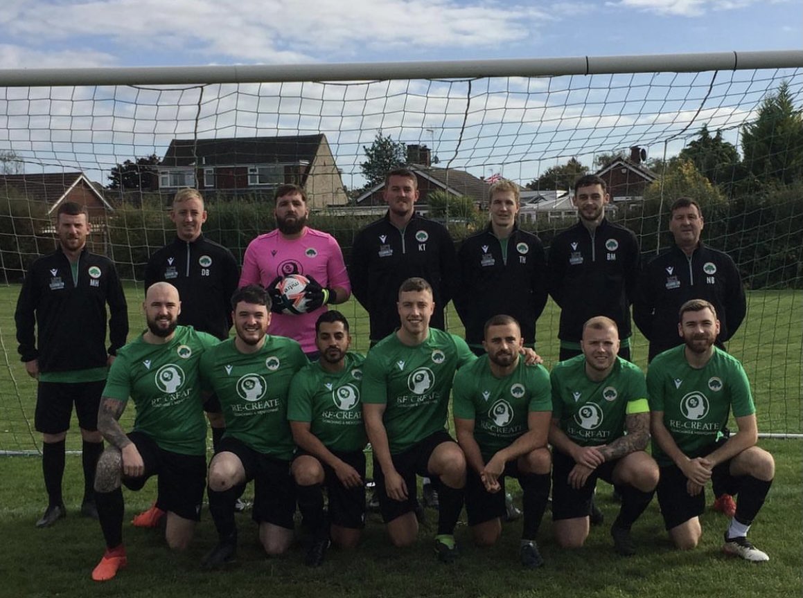 The first team lads that can get out of bed on a Sunday morning 😂 22/23 thanks again to all our sponsors for the new tracksuits &amp; home kit  #UptheAmble ⚽️🌳