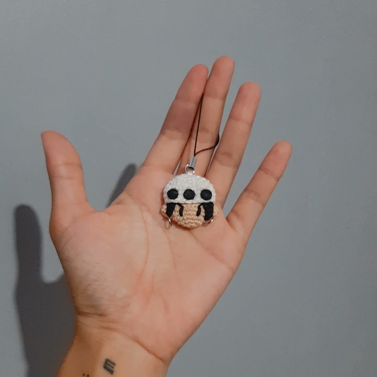 itslovesngsumin's tweet photo. D-14 Law (phone charm)
#onepiece #law #kidlaw #anime #keychain #phonecharm #yarntober2022 #yarnandhook #amigurumi #minicrochet #miniature
Pattern: Suffhie Tejidos https://t.co/GjW52QblV8