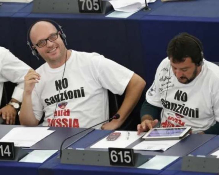 LiaQuartapelle's tweet photo. Lorenzo Fontana è il responsabile Esteri della Lega. Chi più di tutti ha spinto per la linea pro-Putin.
Per una maggioranza si dice atlantista e a sostegno dell’Ucraina è una grande contraddizione pensare di eleggerlo terza carica dello Stato. A proposito di coerenza. https://t.co/BObENnpKIN
