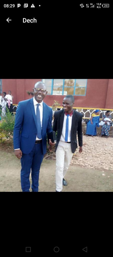 sinzinkayoeric2's tweet photo. yakaba kwandika nabi vyasigura kutamara amashure..🥰🥰💘🤫🥱🥱muri iyi team harimwo uba atamaz ETAL👂 https://t.co/OMUrtoBbwh