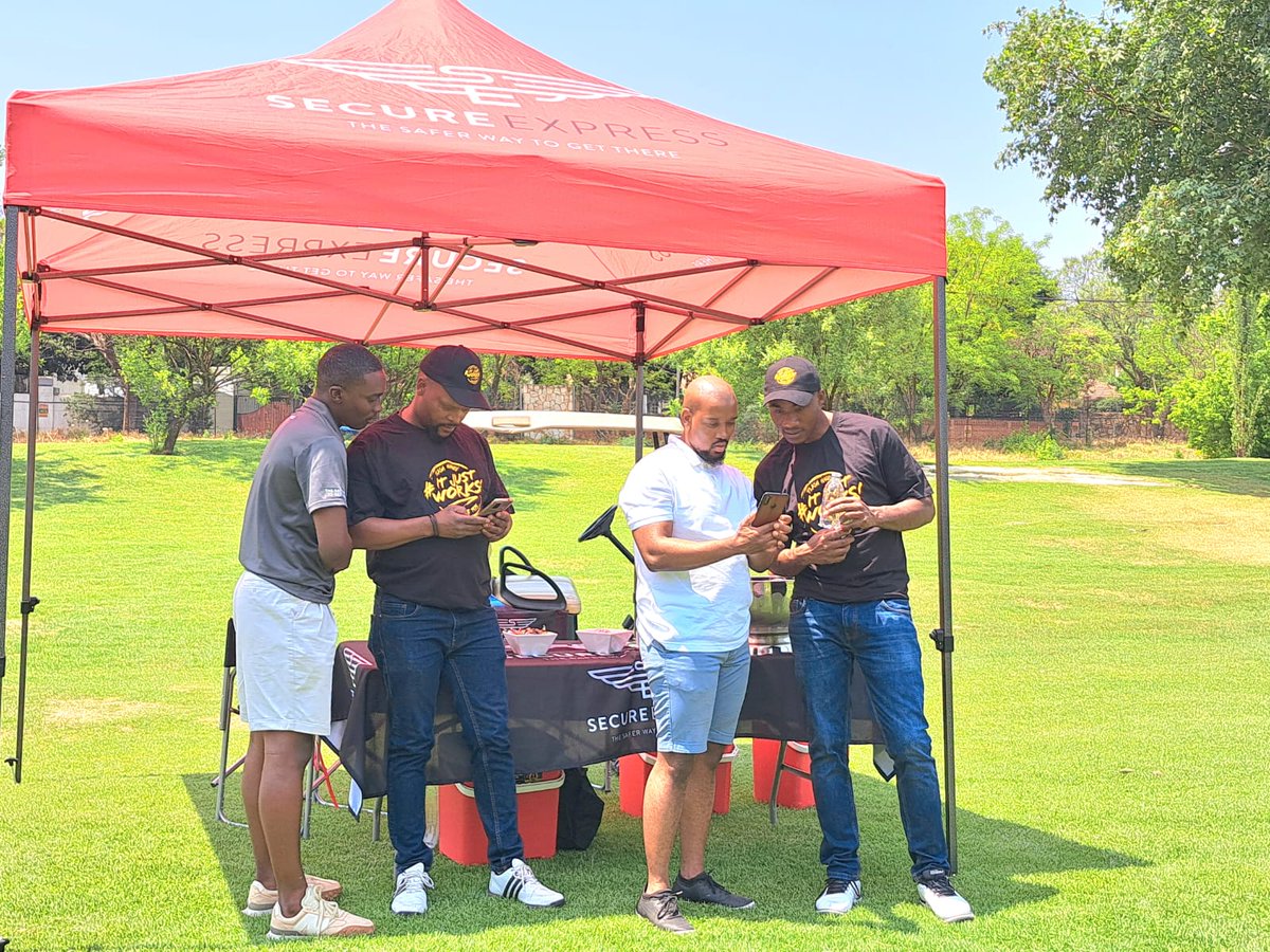 SecureExpressZA's tweet photo. Secure Express taking over Parkview Golf Club South Africa, and what an amazing partnership with Kids Haven. The Safer Way To Get There This Summer ๐๐
#secureexpress #download #register #ryde #app #safetyfirst
https://t.co/seMLkTs50W https://t.co/b2Q1MrIJOA