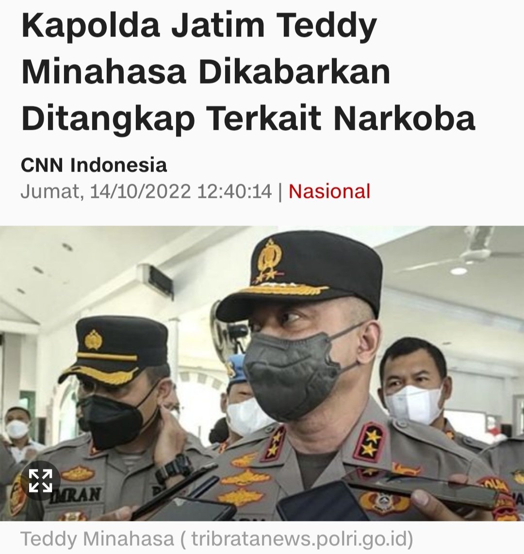 BudTeguh's tweet photo. Teddy Minahasa Polisi Terkaya yg baru dilantik jadi Kapolda Jatim tgl 11 Okt, tertangkap dalam Kasus Narkoba.

Teddy inilah yg membongkar Jaringan Judi Online 303 yg melibatkan Sambo.
Dgn 124 Kasus dah 226 Tersangka.

Apakah ini perang bintang dibalik layar?? Ntah-lah https://t.co/7Q0jRK9qis