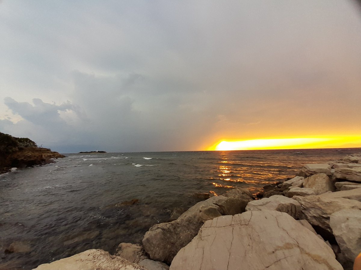 Framodeo's tweet image. #sunandthunders