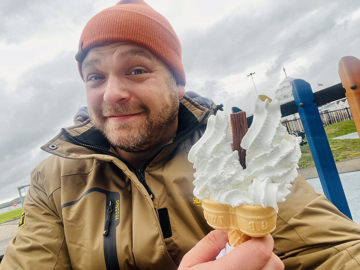 Flashbuzz2's tweet photo. Last week I took a trip down to Southampton to fly an FPV drone through a major construction project to capture its progress for stakeholders. However I told the kids ‘Daddy’s going to the seaside’ and sent them the ice-cream pic 🤣

#fpvdrone #djiavata #southampton #construction https://t.co/YSV16x0mIe