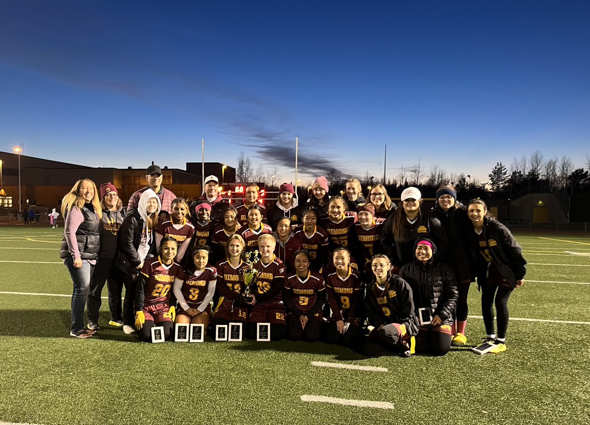 ShoopDHS's tweet photo. Great 27-9 flag football win over a talented South team! Three titles in a row. Five out of the last six. Ten titles total. Honored to be part of this coaching staff and team since 2006. #3peat #champions #dimondnation @NavarreDHS @DimondStudGov @Principal_TJH https://t.co/WBOdSlmusS