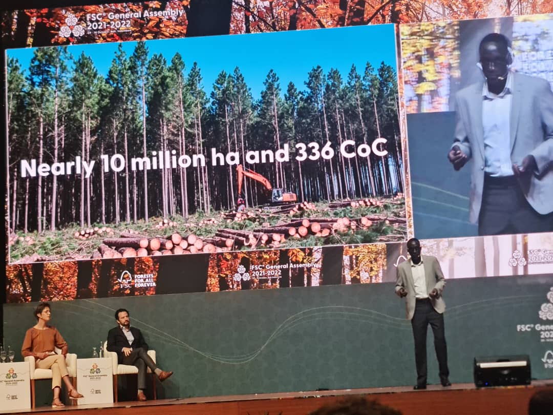 FSC_Africa's tweet photo. FSC Africa Regional Director Peter Alele Phd shares the achievements of FSC on the continent at Forest Stewardship Council General Assembly in Bali. 

#FSCGA22 #ForestsForAllForever #Africa #forest #restoration #environment #FSC https://t.co/GRRk9C4xW5